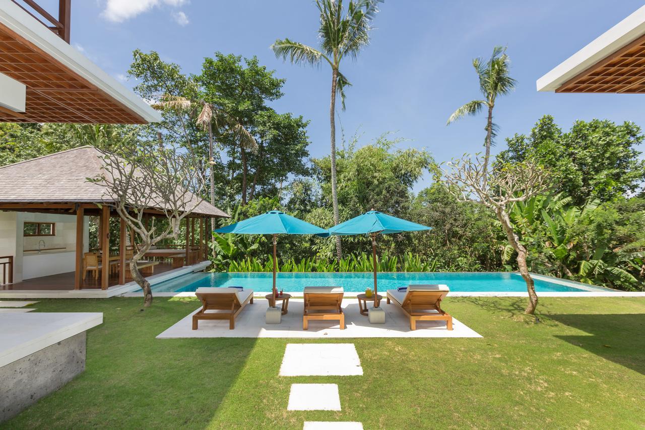 Villa Rusa Biru - Modern Villa With Private Pool And Cook In The Heart Of Berawa 캉구 외부 사진