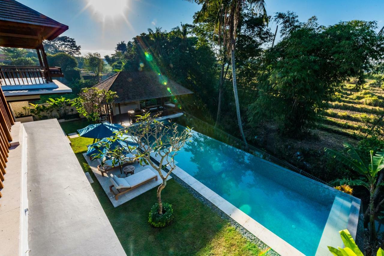Villa Rusa Biru - Modern Villa With Private Pool And Cook In The Heart Of Berawa 캉구 외부 사진